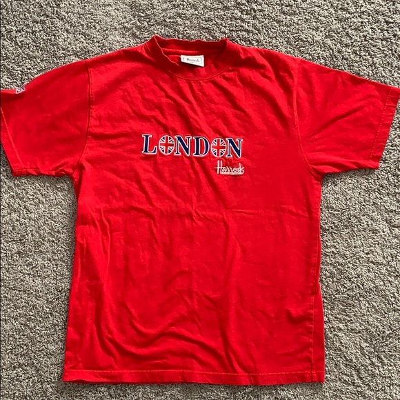 Harrods Knightsbridge Red Tshirt 